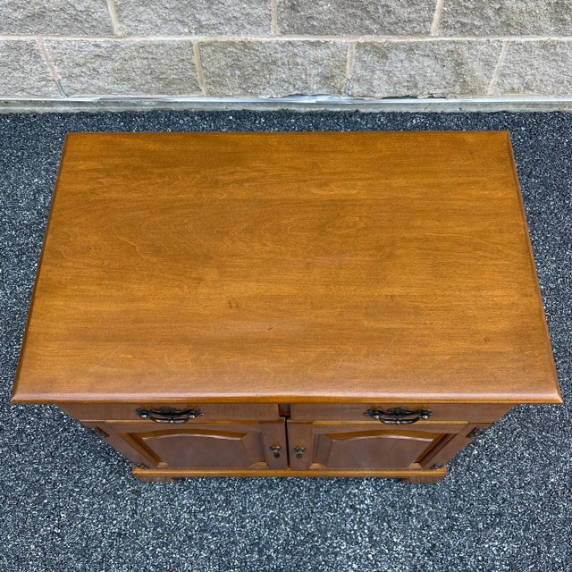 American Vintage Ethan Allen by Baumritter American Traditional Heirloom Solid Maple Governor's Cabinet (10-9003) For Sale - Image 3 of 12