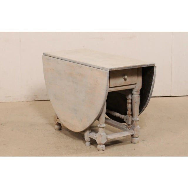 Late 18th Century Swedish Oval-Shaped Double Gate Leg Painted Wood Table, Turn of the 18/19th C For Sale - Image 5 of 12