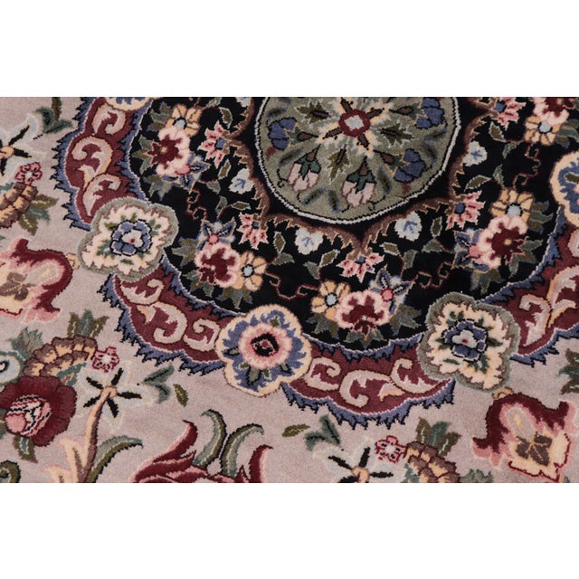 Shabby Chic 1990's Medallion Anarkali Pak-Persian Gray/Black Wool Round Rug- 6'1'' X 6'1'' For Sale - Image 4 of 9