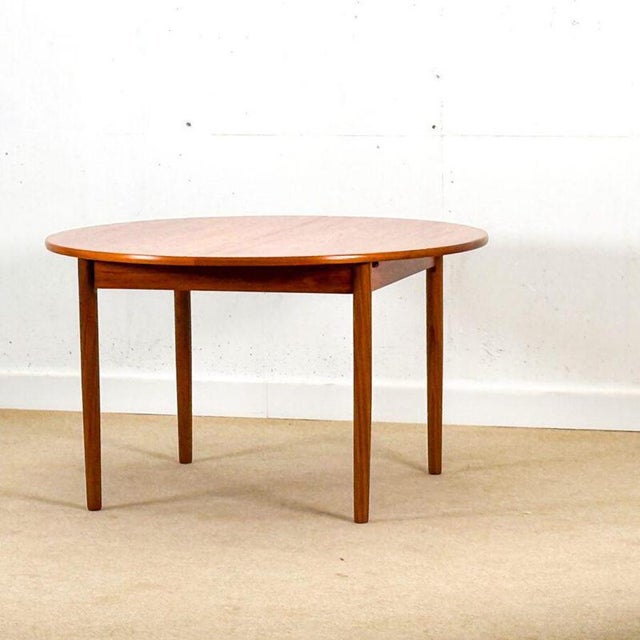 Mid-Century Modern Danish Round Extendable Dining Table in Teak For Sale - Image 12 of 13