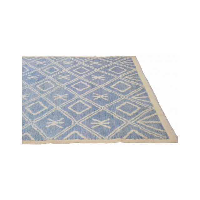 Blue & Cream Modern Wool Rug For Sale - Image 4 of 7