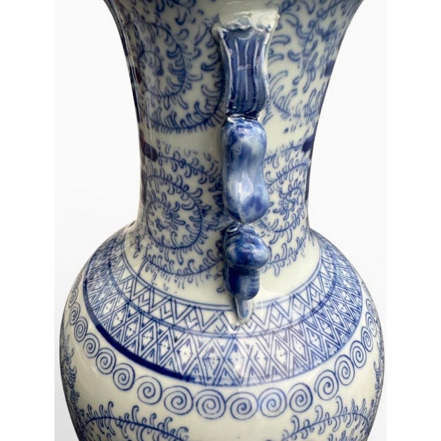 1970s Vintage Regency Palm Beach Blue & White Chinoiserie Lamps, Pair For Sale - Image 5 of 5