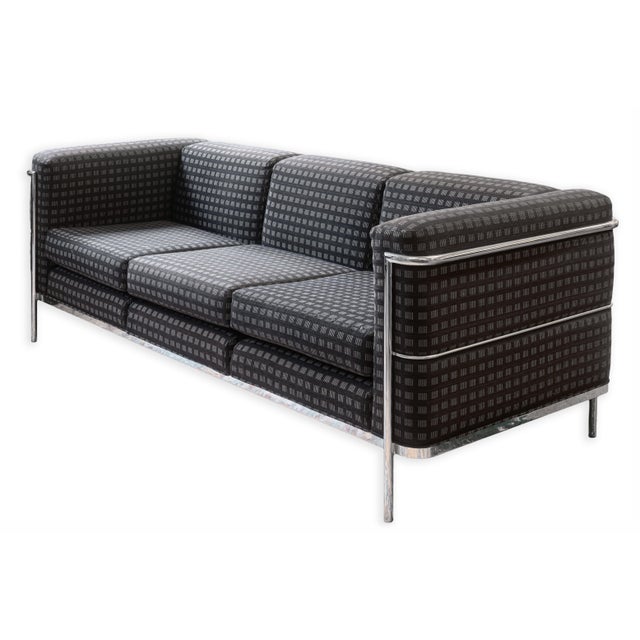 1980s Pair of 1980s Jack Cartwright Corbusier Lc2 Style Black Fabric & Chrome Sofas For Sale - Image 5 of 10