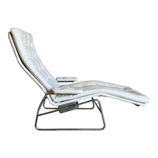 Swedish Tiltable Leather and Chrome Chaise Lounge by Sam Larsson for Dux For Sale