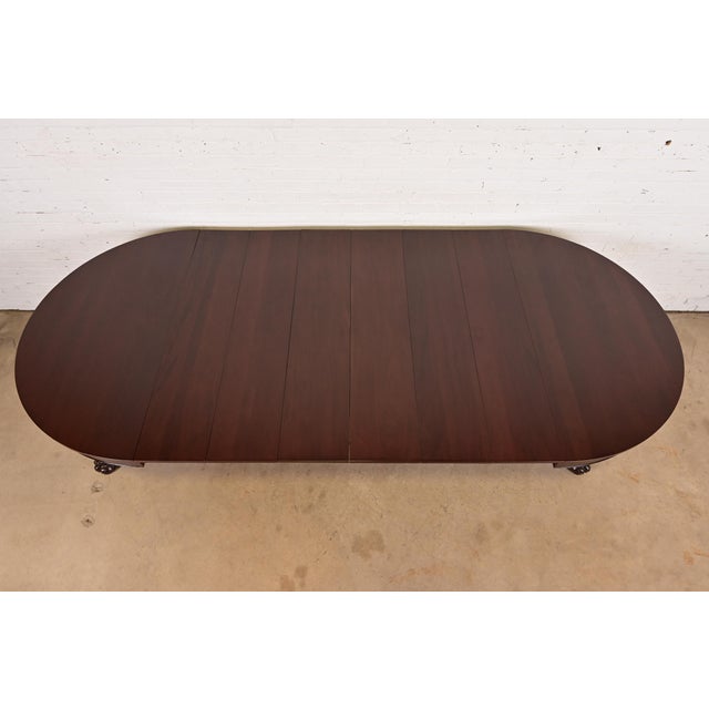 George C. Flint Co. Antique Victorian Mahogany Split Pedestal Extension Dining Table With Carved Paw Feet, Newly Refinished For Sale - Image 9 of 13
