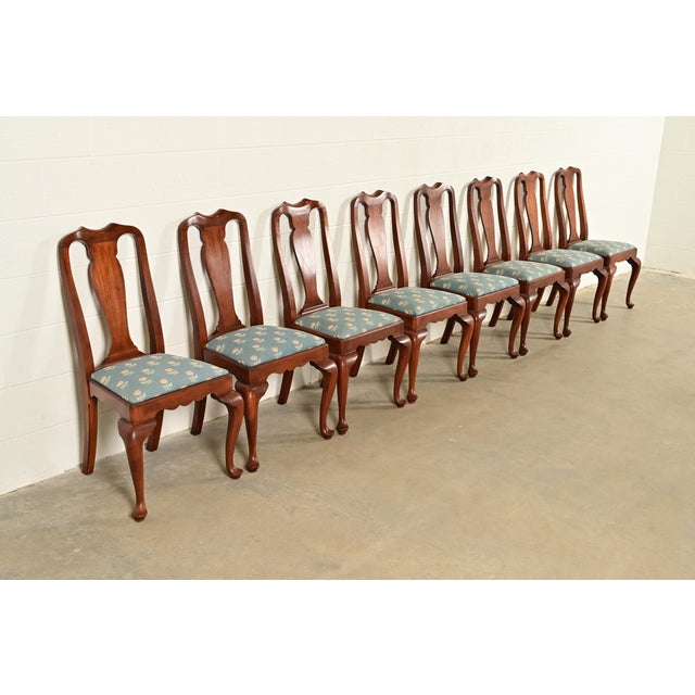 Henkel Harris Henkel Harris Queen Anne Solid Cherry Wood Dining Chairs, Set of Eight For Sale - Image 4 of 13