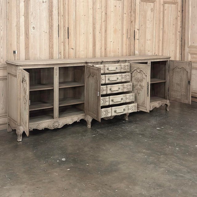 Grand Liégeois Louis XIV Style Stripped Oak Buffet ~ Credenza For Sale - Image 14 of 18