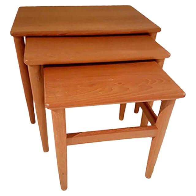 Vintage Danish Teak Nesting Tables, 1970s, Set of 3 For Sale