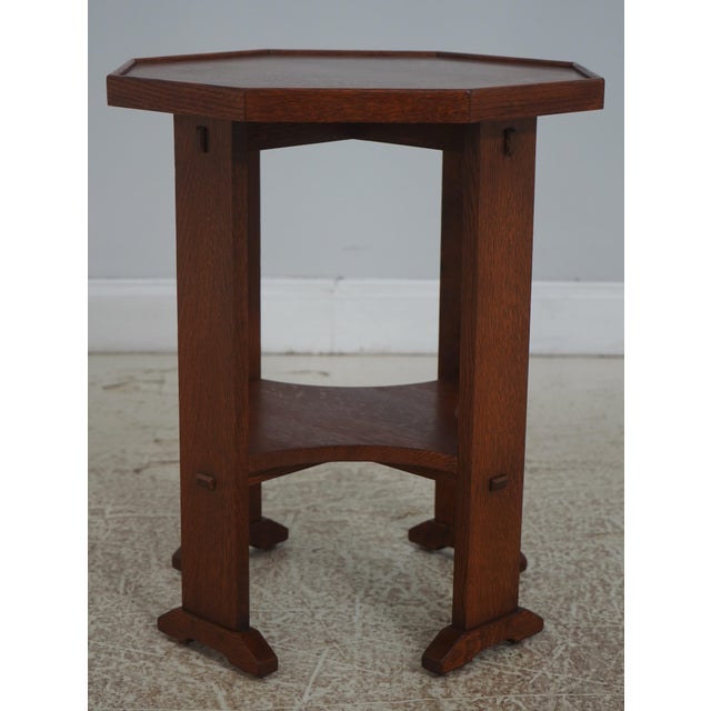 Age: C.2005 Details: Finish no.32 Arts & Crafts High Quality Construction Oak 2 Tiers Mortise & Tenon Joinery Offered @...