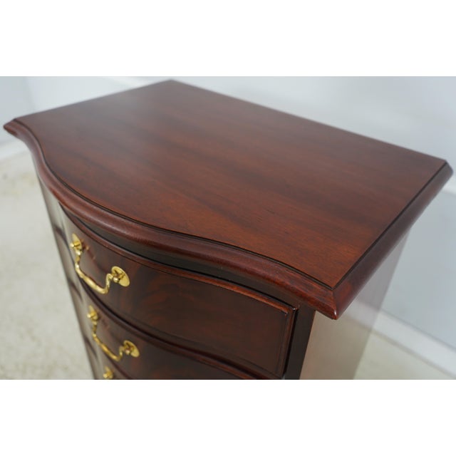 Brown Thomasville Mahogany Lingerie Chest W. Flip Open Mirror For Sale - Image 8 of 15