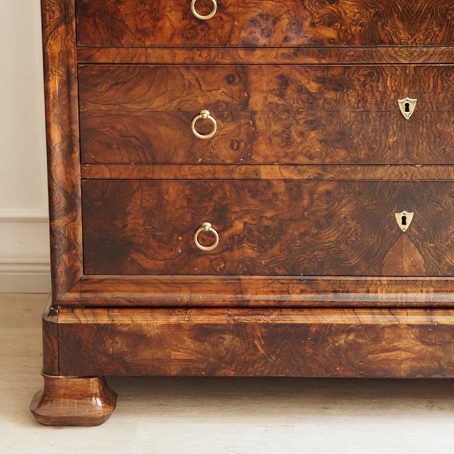 Louis-Philippe Walnut Chest of Drawers with Marble Top, 1850s For Sale - Image 14 of 18