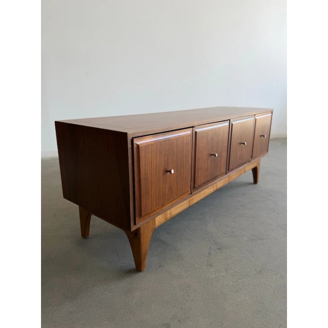Vintage Mid Century Media Console For Sale In Los Angeles - Image 6 of 14