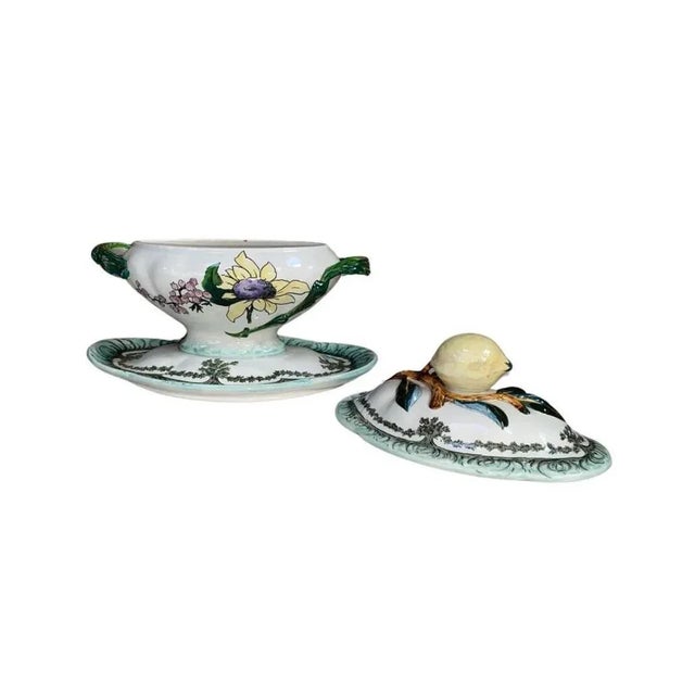 French Faience Sunflower Tureen Creil Et Montereau, Circa 1890 For Sale In Austin - Image 6 of 10