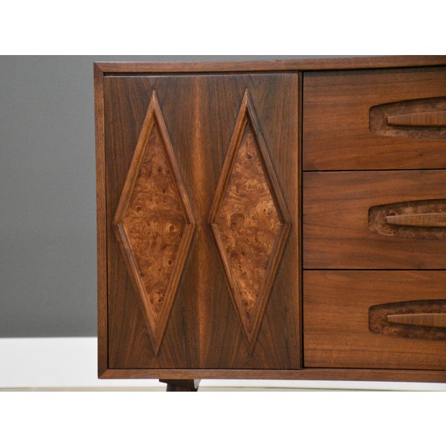 1960s Refinished Walnut and Burl Dresser Chest by Young For Sale In Boston - Image 6 of 13