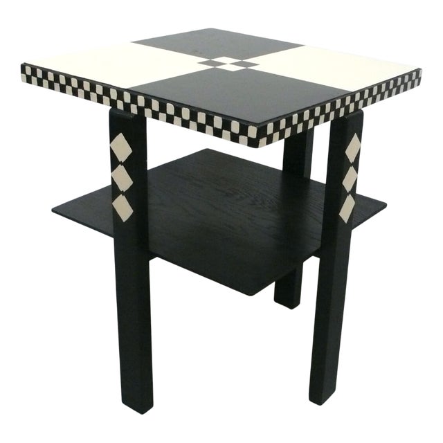 Vintage Side Table in Walnut, 1930s For Sale