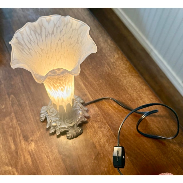 Meyda Art Nouveau Tiffany Pond Lily Accent Lamp For Sale - Image 9 of 12
