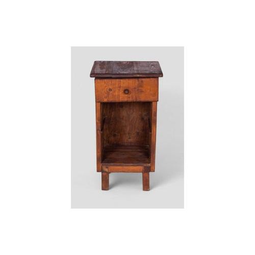 This charming vintage solid wood nightstand is a piece that combines practicality and rustic style. Carefully crafted,...