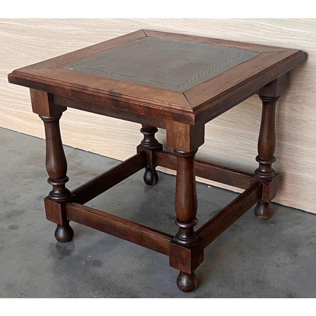 1920s Pair of Spanish Walnut Side or Coffee Tables With Leather Top For Sale - Image 5 of 10