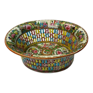 19th-C. Chinese Export Reticulated Rose Medallion Porcelain Pottery Nut Serving Bowl