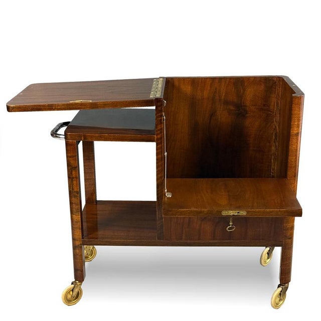1930s Art Deco Walnut Serving Bar Cart from Bohemia, 1930s For Sale - Image 5 of 10