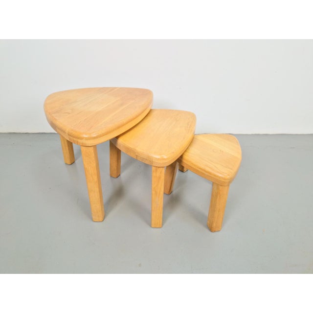 Sculptural Traingular Nesting Tables in Oak by Pierre Chapo, 1970s, Set of 3 For Sale - Image 11 of 11