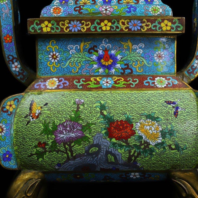 Chinese Cloisonné Incense Burner | Gilt Bronze Celestial Dog Finial & Floral Motif For Sale In Los Angeles - Image 6 of 10