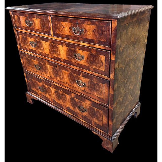 Brown William and Mary Style Oyster Burl Veneer Chest of Drawers - Antique For Sale - Image 8 of 10