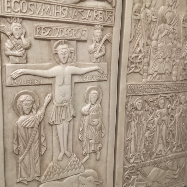 Mid 20th Century Vintage Diptych of Rambona, Central Italy, Late 9th-Early 10th Century, Ivory. Vatican City, Reproduction From Vatican Museum For Sale - Image 5 of 12