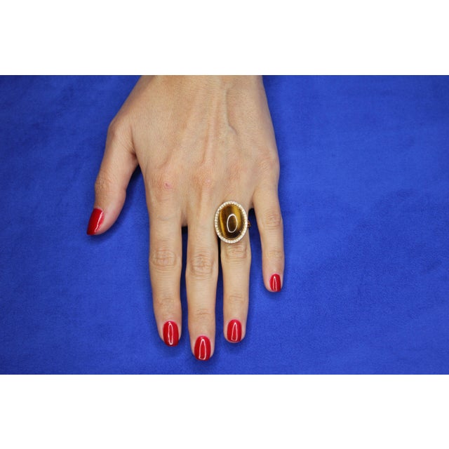 Metal Golden Oval Tiger's Eye Cabochon Diamond Halo Cocktail 14 Karat Yellow Gold Ring, Size 7 For Sale - Image 7 of 15