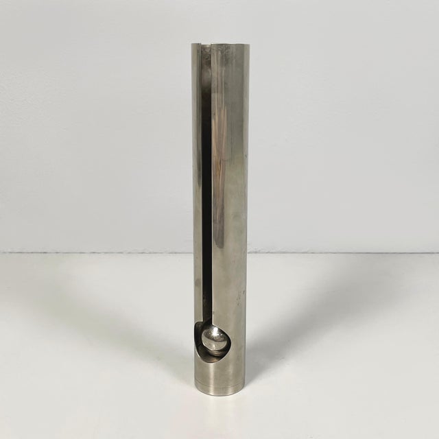 Italian modern Chromed metal nutcracker by Paolo Salvi for Mark B, 1970s Table nutcracker with round base in chromed...