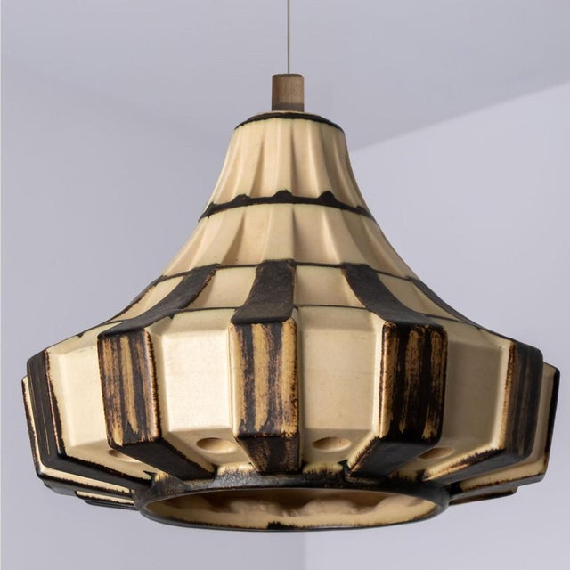 1970s Ivory & Brown Ceramiy Trumpet Pendant Light, Denmark, 1970s For Sale - Image 5 of 18
