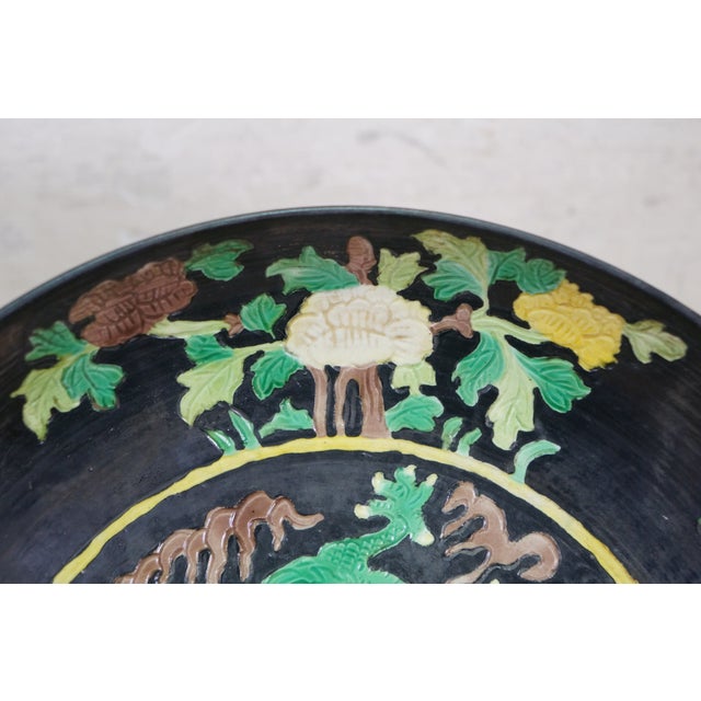 Antique Chinese Kangxi Famille Noire 5 Toed Dragon Dish Bowl 11" For Sale - Image 9 of 18