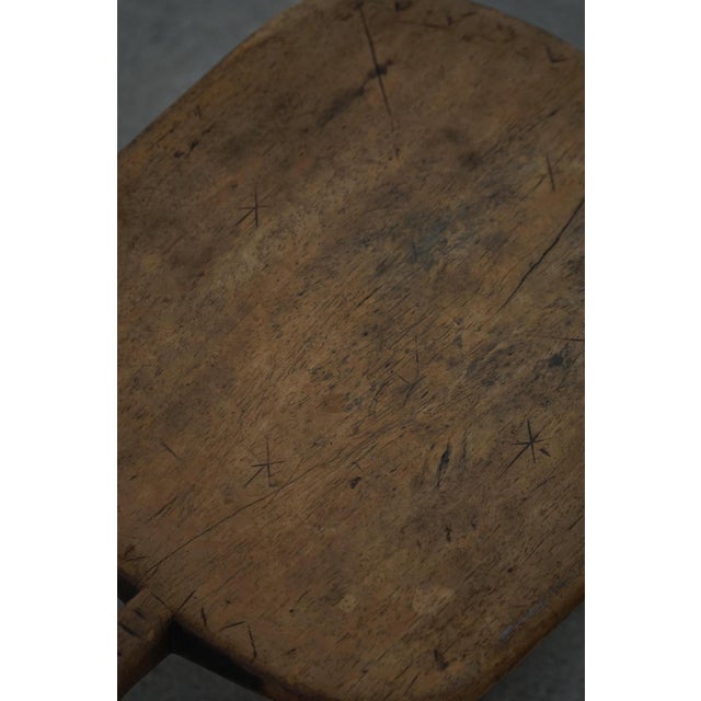Vintage Hand-Carved Wooden Lobi Stool, 1950s For Sale - Image 13 of 18
