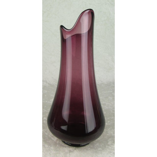 Purple l.e. Smith Purple Amethyst Smoothie Swung Glass Vase 14-3/4 Inch For Sale - Image 8 of 15