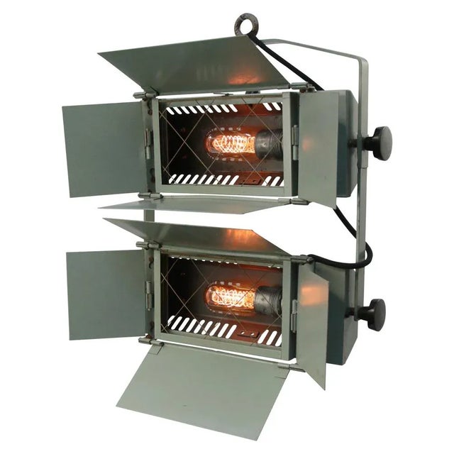 Industrial Vintage German Green Metal Floodlight from Veb Deutsche Werkstätten Hellerau For Sale - Image 3 of 8