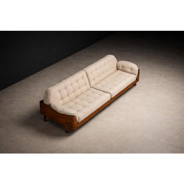 Four-Seat Sofa in Brazilian Rosewood with Sculpted Back and Warm Bouclé Upholstery, JD Moveis, 1960s - Lot 546 For Sale - Image 14 of 16