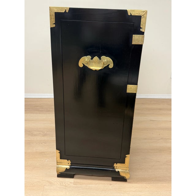 Black Mid-Century Japanese Isho-Tansu Chest in Black Lacquer With Gilt Brass Hardware – Kiri Wood For Sale - Image 8 of 10