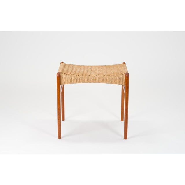 A very elegant stool designed by Peder Kristensen for Glyngøre Stolefabrik (Denmark) in the 1960s. The rounded wooden...