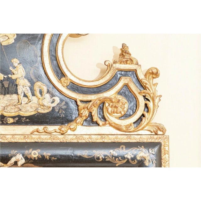 20th Century Antique Chinoiserie Gilt Wood Statement Mirror For Sale In New York - Image 6 of 13