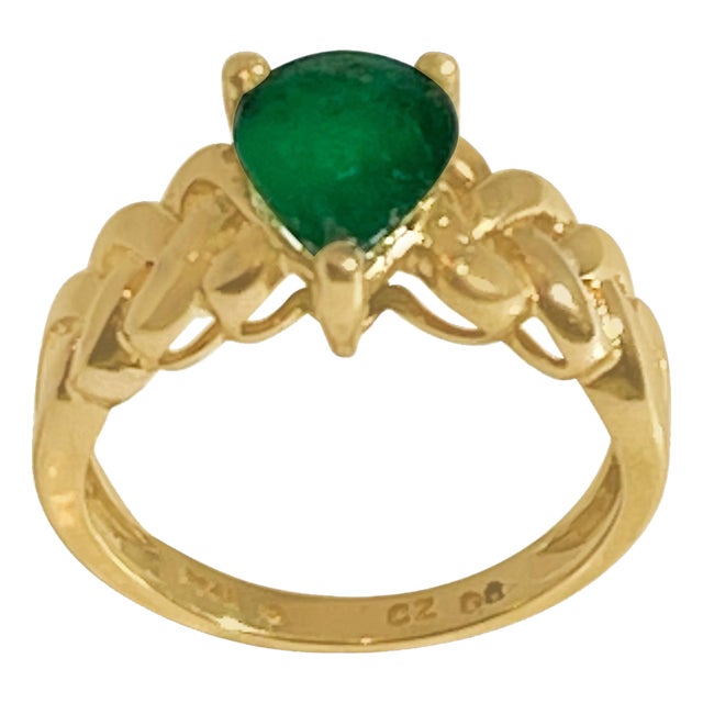 1.42 Carat Pear Cut Natural Emerald Ring 14 Karat Yellow Gold For Sale