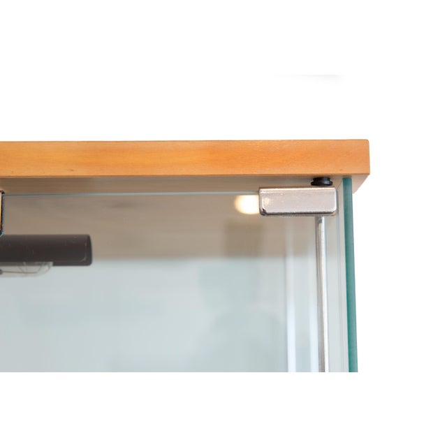 Pair of Mid-Century Modern Glass and Blond Wood Display Cases For Sale - Image 12 of 14