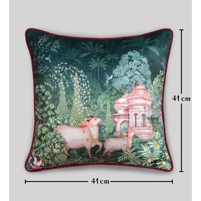 Traditional Traditional Throw Pillow Cover, Decorative Cushion Cover, Oriental Sofa Pillowcase for Couch, Bed & Living Room Decor For Sale - Image 3 of 3