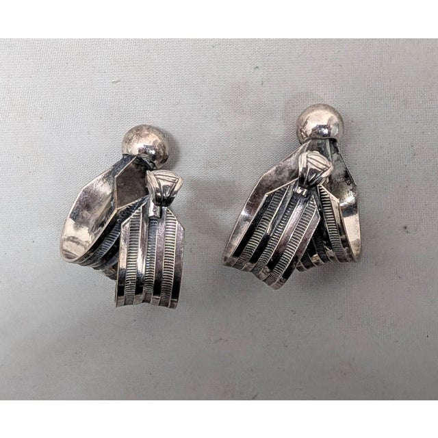 Vintage 1955 Signed Napier Silvertone Double "Ribbon" Clip Earrings For Sale - Image 9 of 9