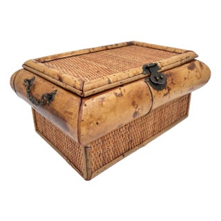 Vintage Chinoiserie Burnt Tortoiseshell Bamboo and Rattan Cane Storage Box For Sale