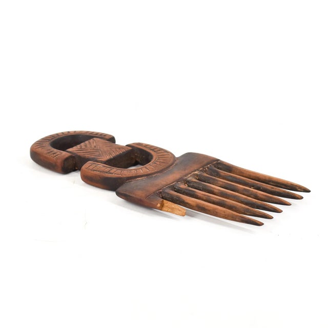 Early 20th Century Nyamwezi Mwana Hiti Figural Comb Tanzania For Sale In Denver - Image 6 of 6