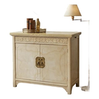 Vintage 1970s Henredon Hollywood Regency Faux Goatskin Flip-Top Bar Cabinet For Sale