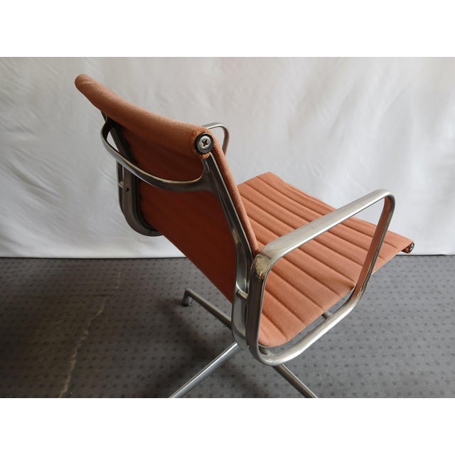 EA 108 Swivel Chairs by Charles & Ray Eames for ICF De Padova, 1960s, Set of 2 For Sale - Image 11 of 18