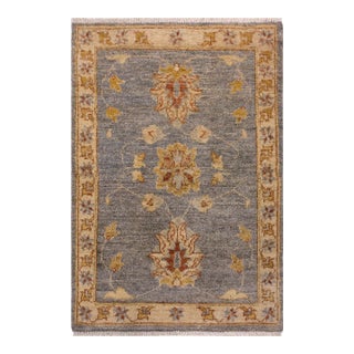 1990s Shabby Chic Ziegler Grey Ivory Hand-Knotted Wool Rug - 2'1'' X 2'9'' For Sale