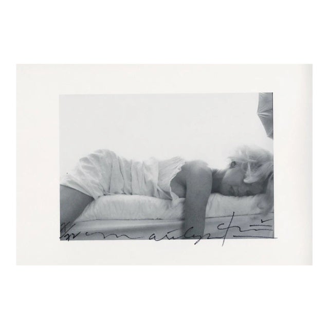 Marilyn Monroe . Passed out on the bed . The last sitting 2009 For Sale