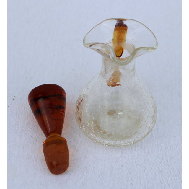Mid 20th Century Mid Century Crackle Hand Blown Ruffled Spout Glass Cruet With Amber Stopper For Sale In Cincinnati - Image 6 of 8